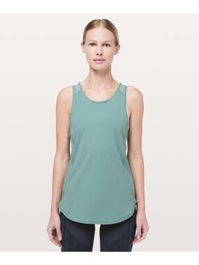 Lululemon Sculpt Tank II Frosted Pine Mesh Back Running Tank Size 2 🍃✨🍃